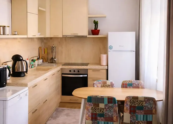 Casa With Free Parking Appartamento *